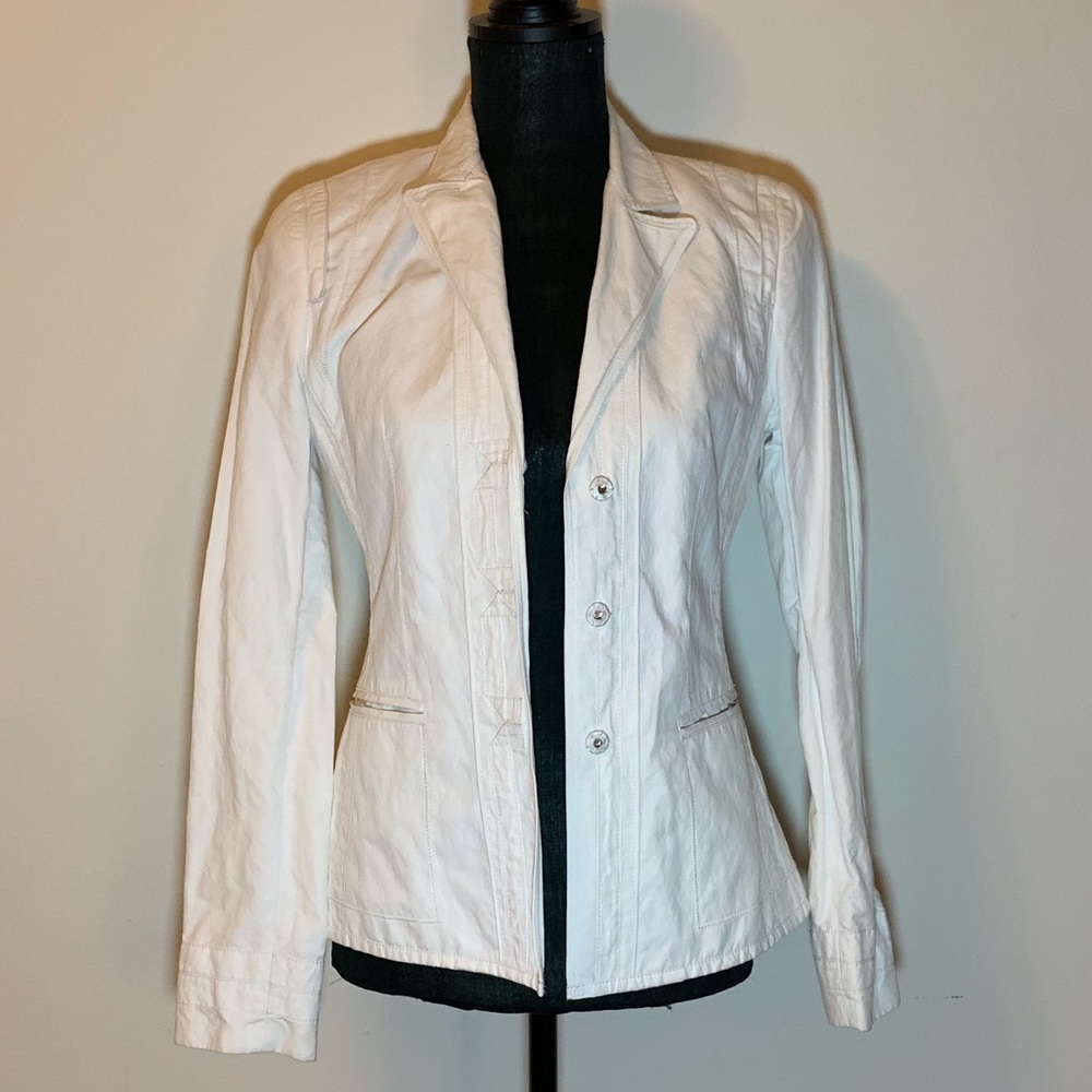Elie Tahari Jacket/Blazer